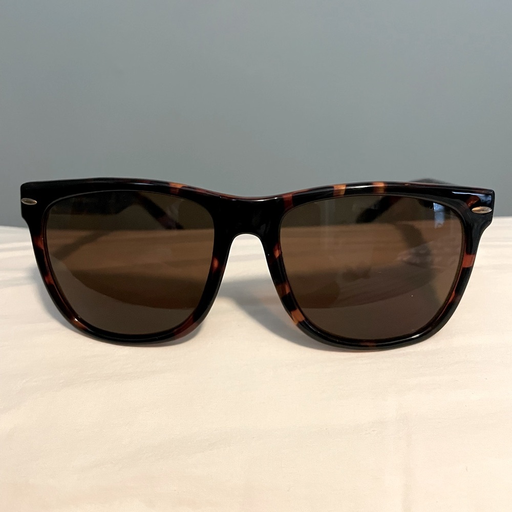 Tommy Hilfiger tortoise sunglasses